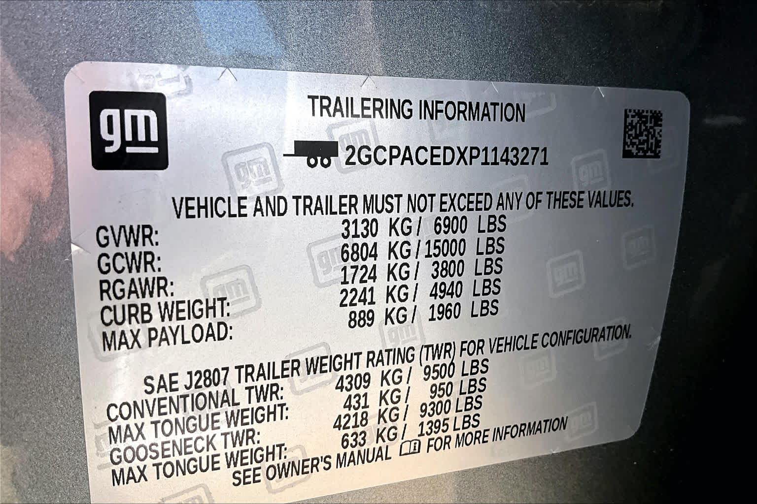 Used 2023 STERLING GRAY METALLIC Chevrolet LT image 37