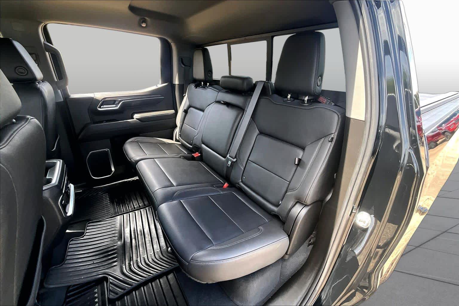 Used 2022 BLACK Chevrolet LTZ image 21