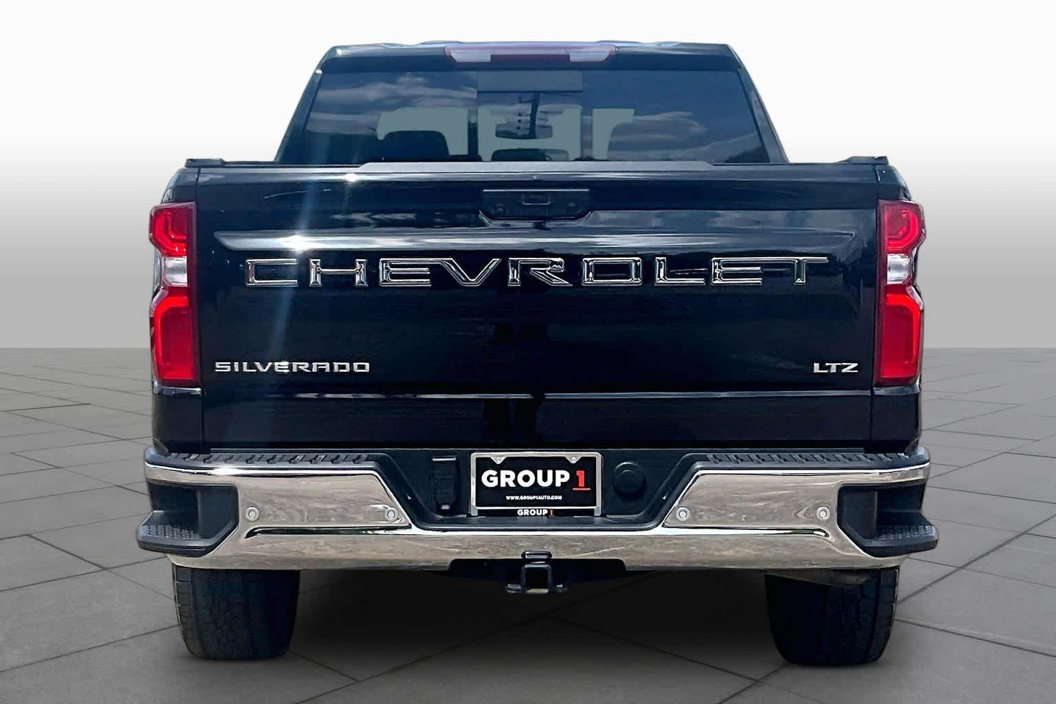 Used 2022 BLACK Chevrolet LTZ image 5