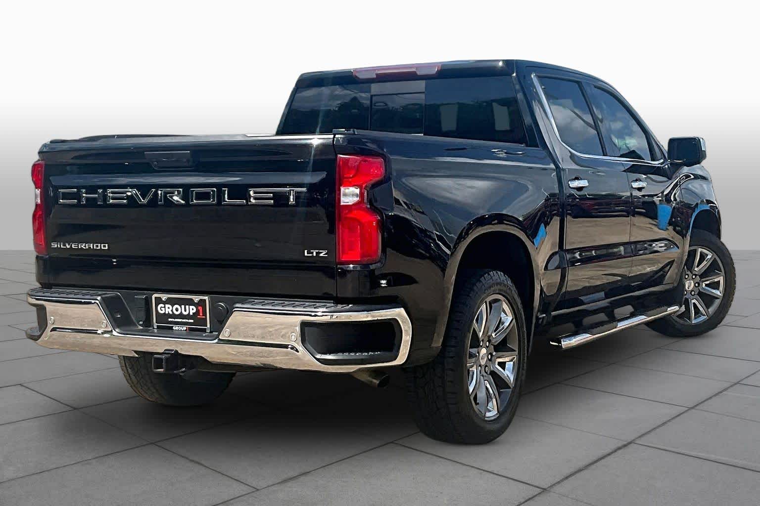 Used 2022 BLACK Chevrolet LTZ image 13