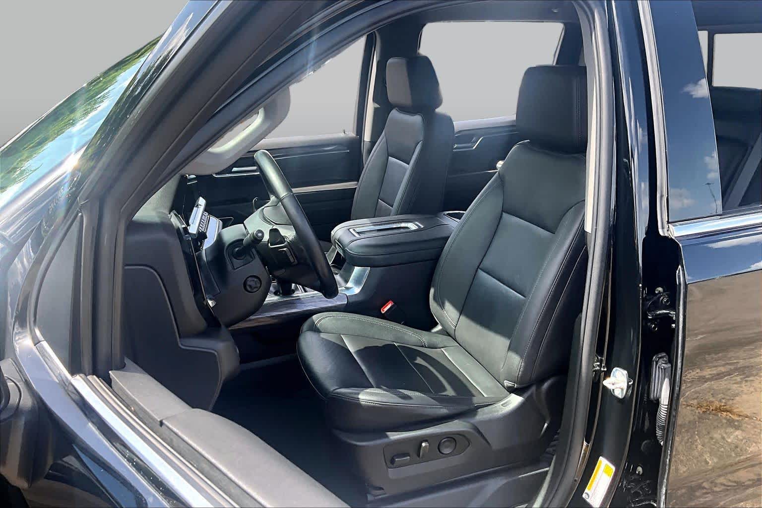 Used 2022 BLACK Chevrolet LTZ image 8