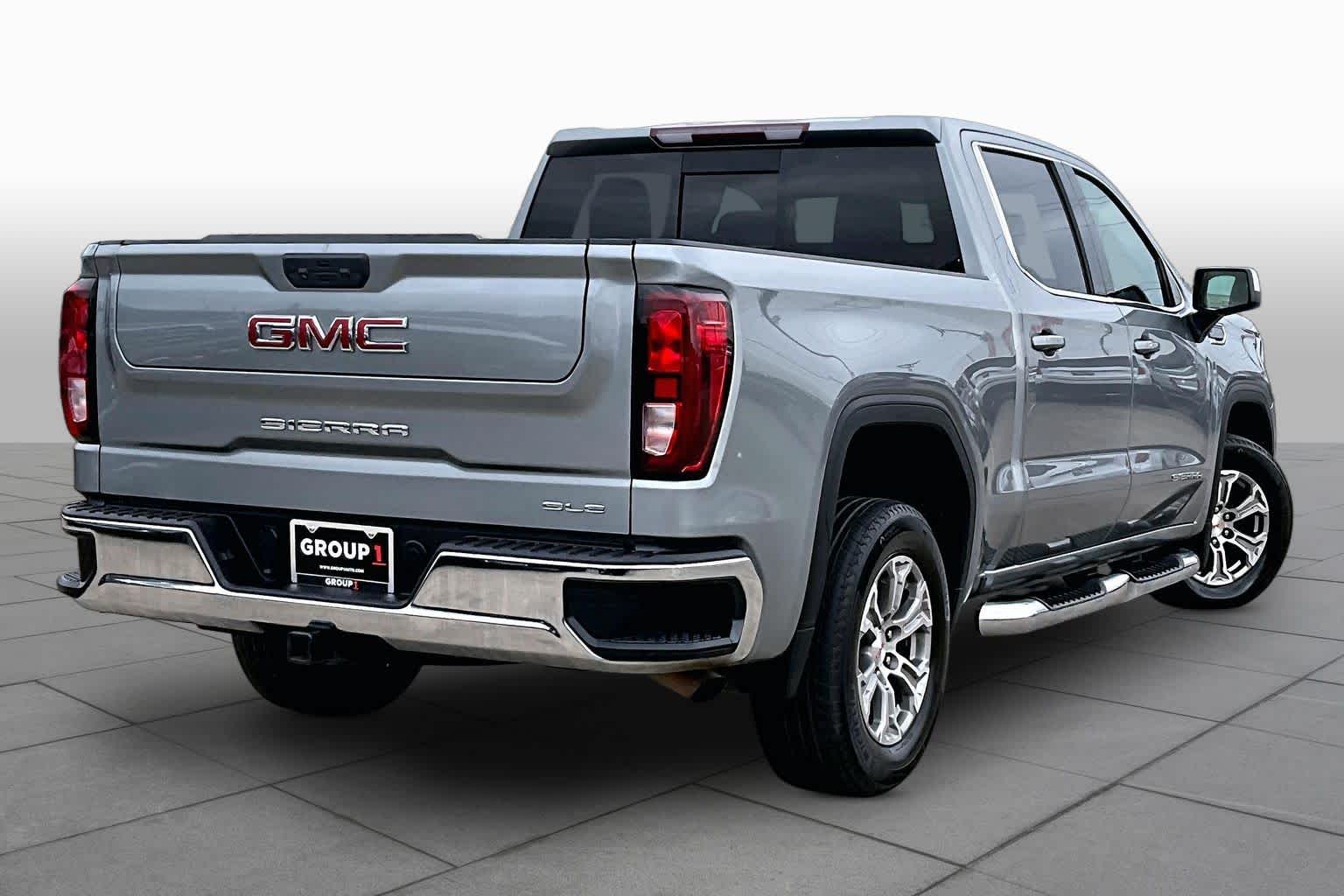 Used 2023 STERLING METALLIC GMC SLE image 13