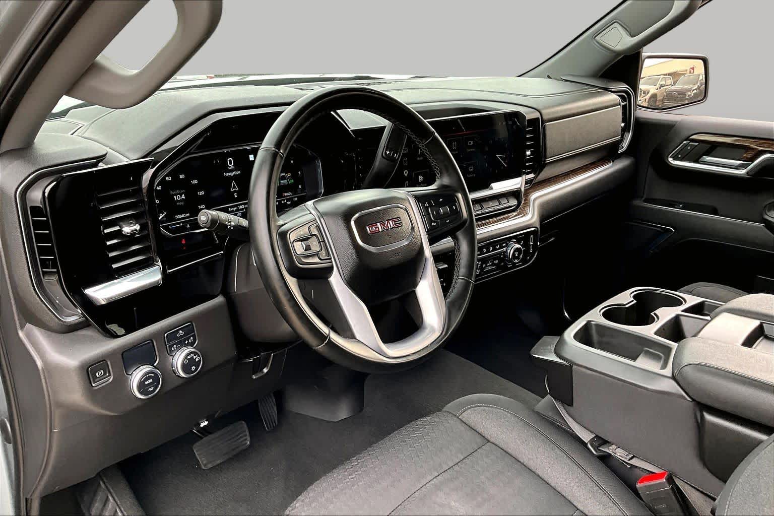 Used 2023 STERLING METALLIC GMC SLE image 18