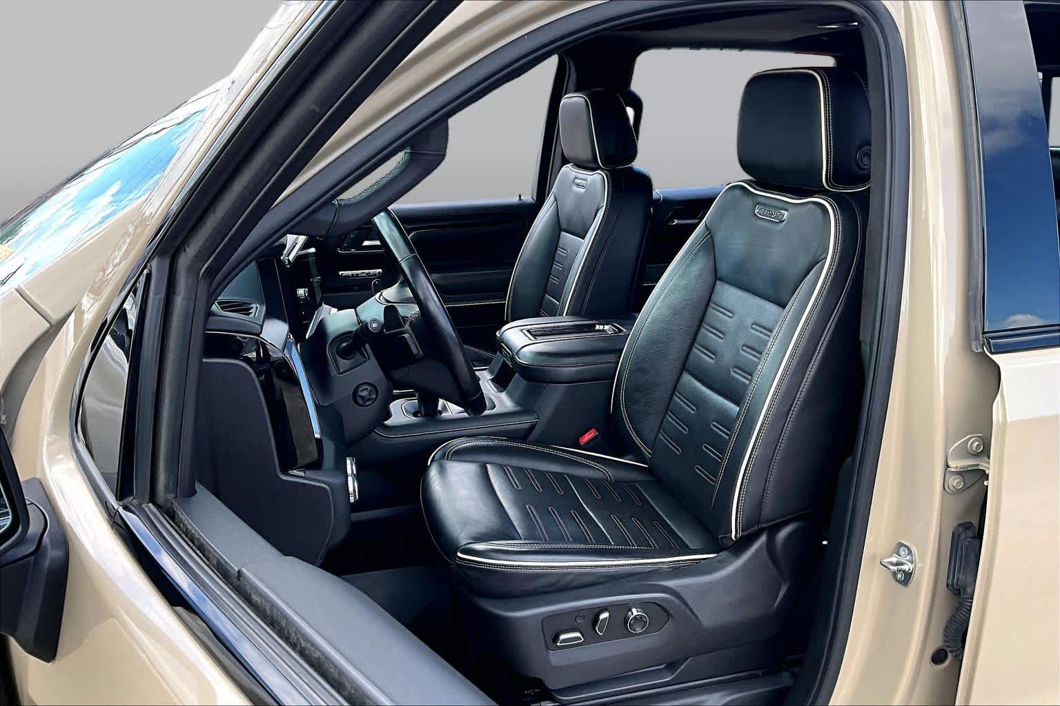 Pre-Owned 2022 GMC Sierra 1500 AT4X