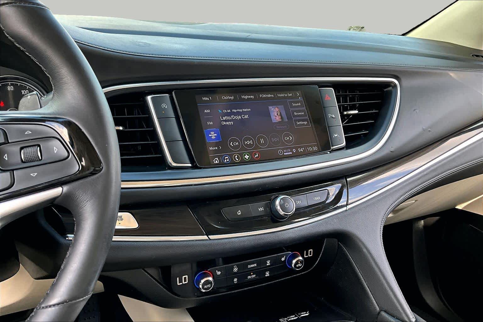 Pre-Owned 2024 Buick Enclave Essence