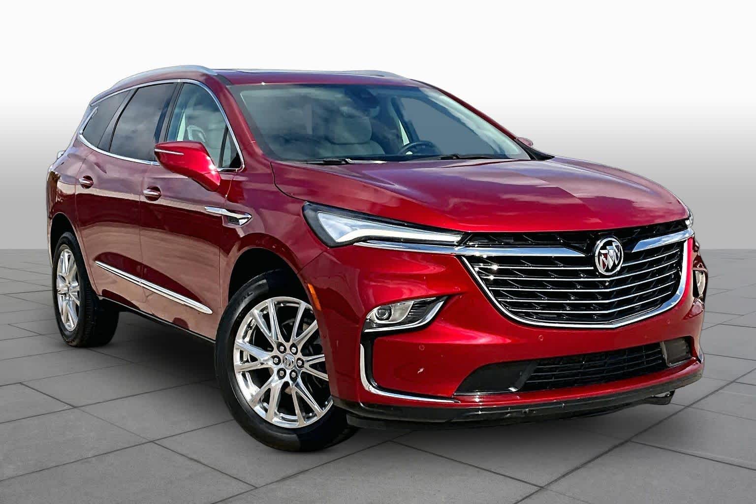 Pre-Owned 2024 Buick Enclave Essence