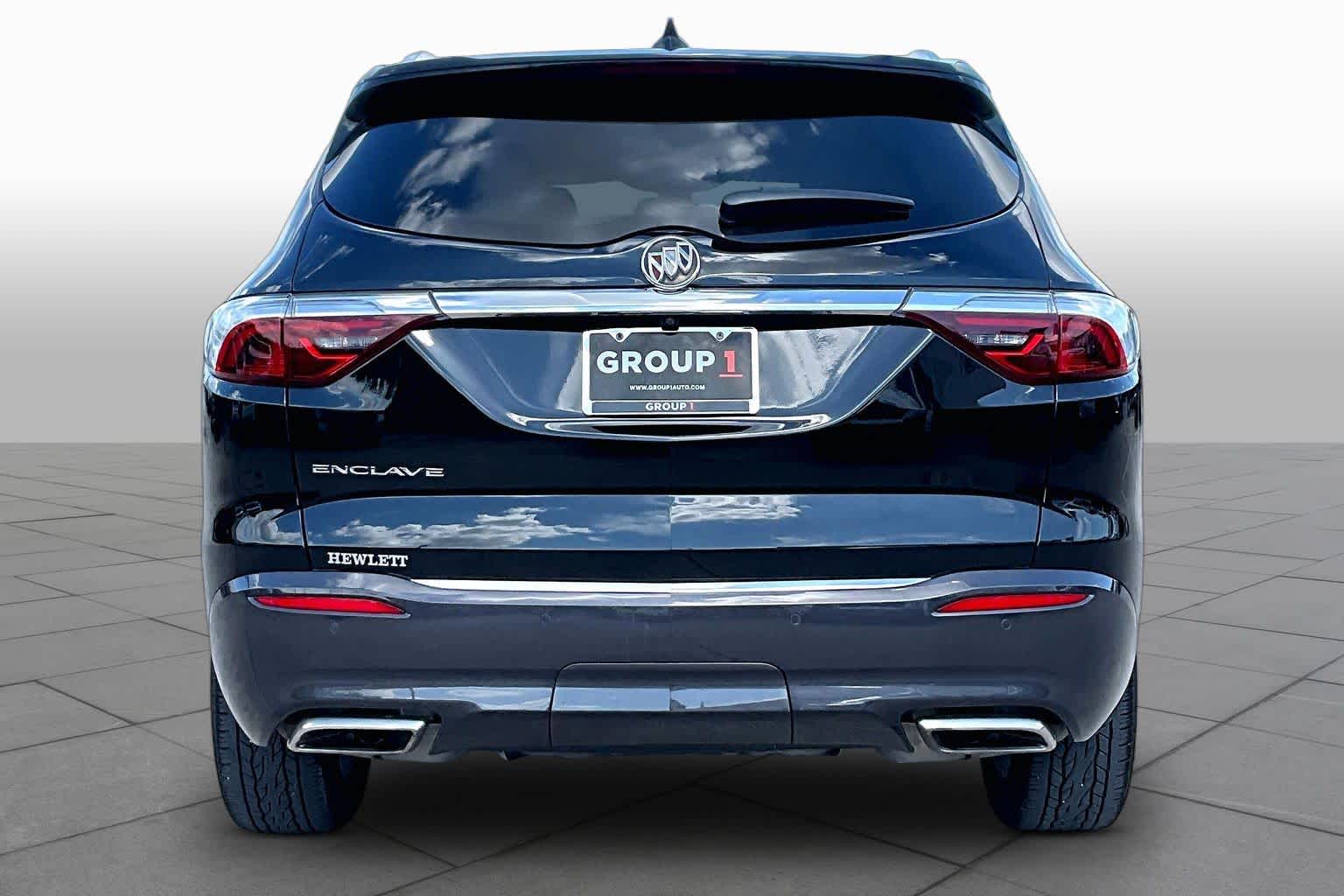 Pre-Owned 2023 Buick Enclave Essence