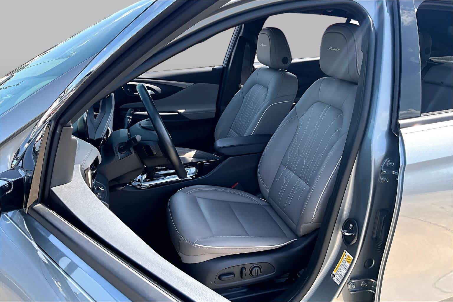 Pre-Owned 2025 Buick Envista Avenir