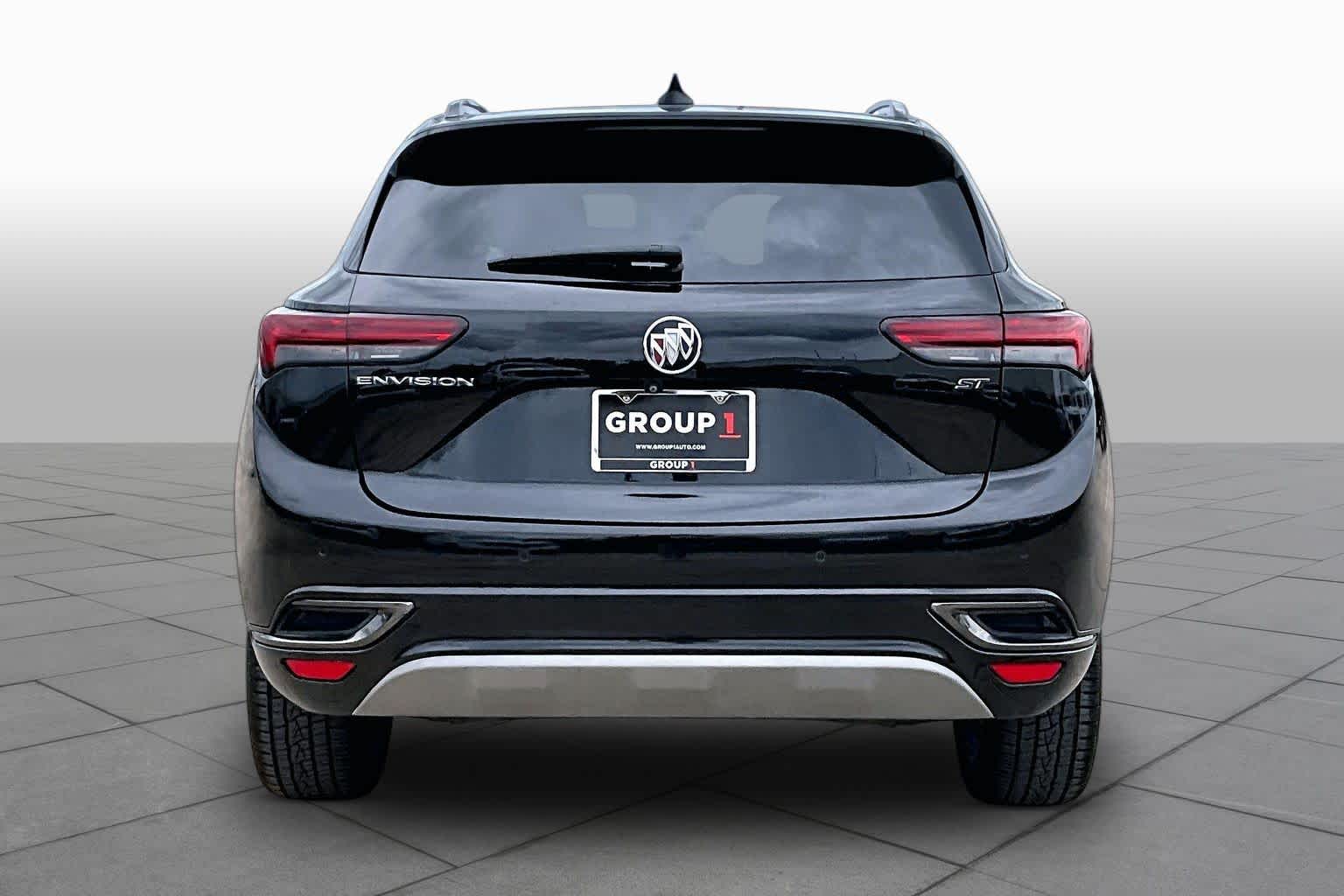 Pre-Owned 2022 Buick Envision Essence