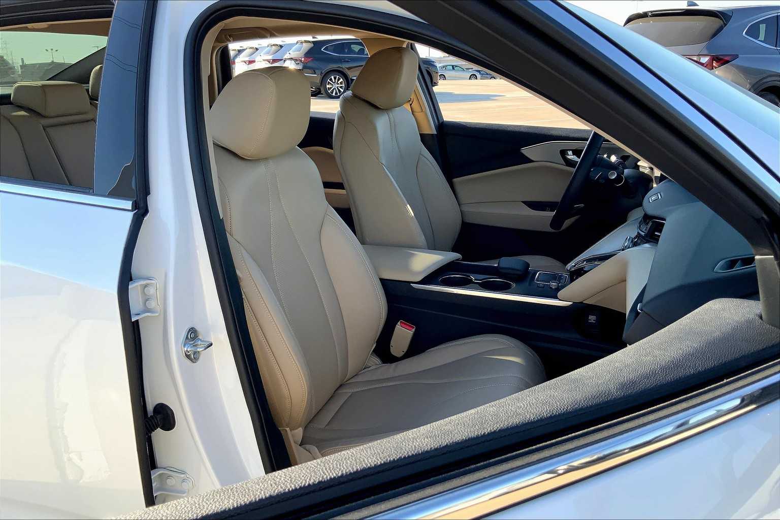 2025 Acura TLX w/Technology Package - 7