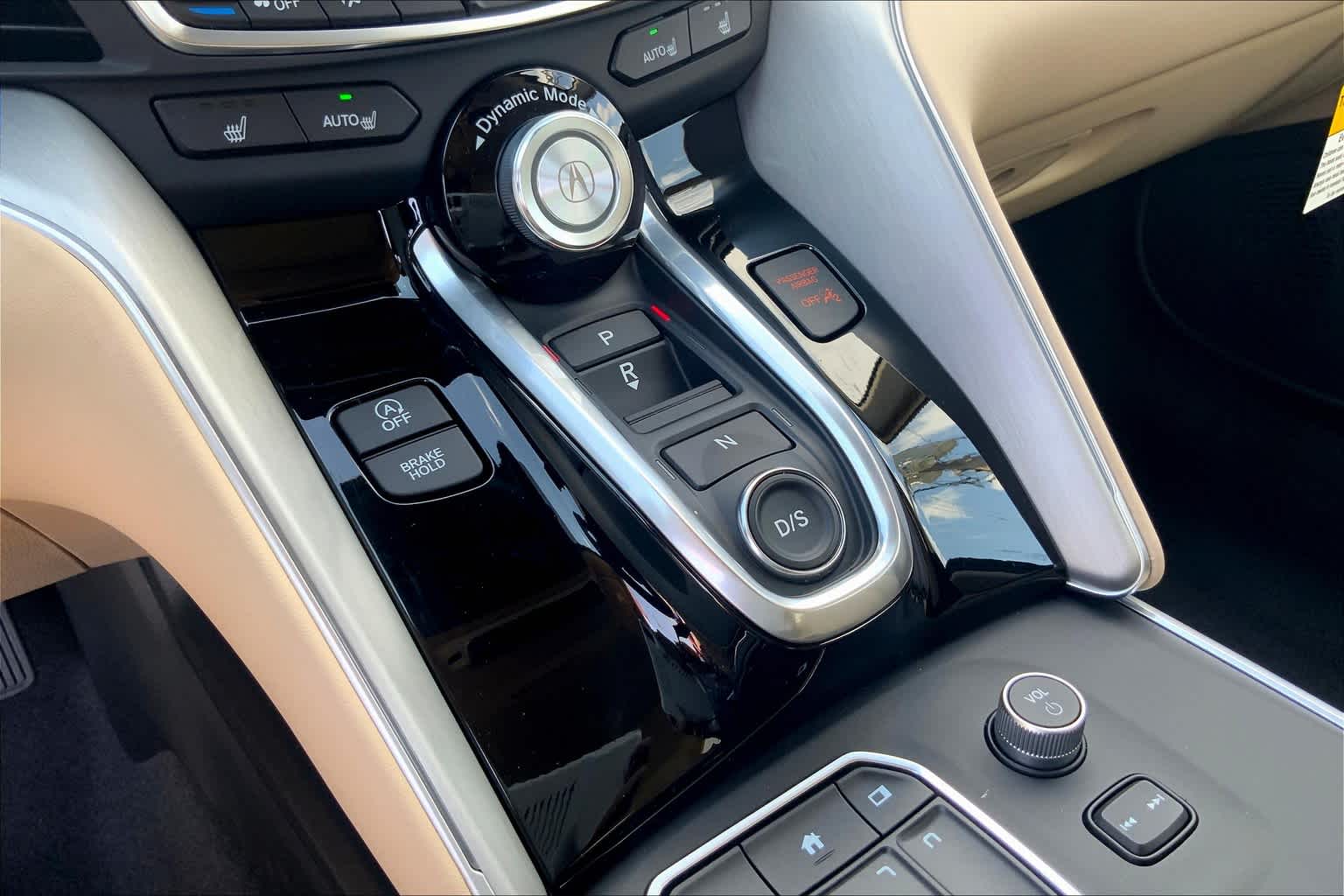 2025 Acura TLX w/Technology Package - 6