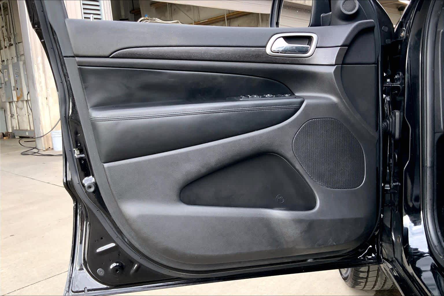 2017 Jeep Grand Cherokee Altitude Diamond Black Crystal Pearlcoat at AutoNation Toyota Gulf Fwy