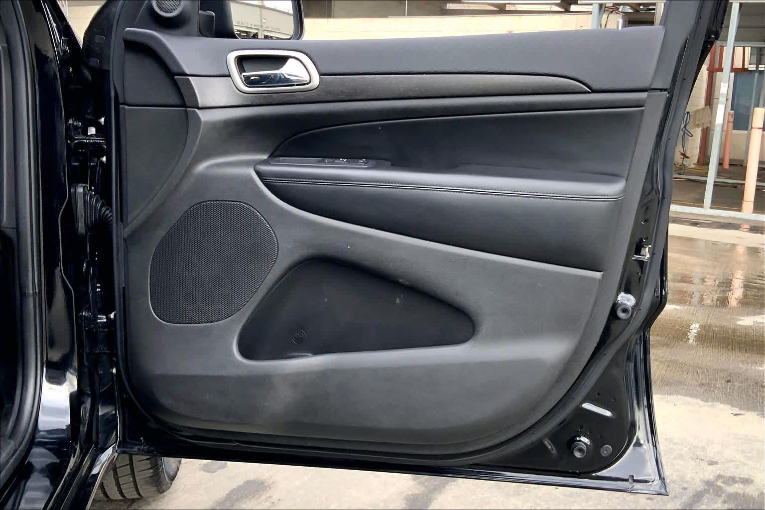 2017 Jeep Grand Cherokee Altitude Diamond Black Crystal Pearlcoat at AutoNation Toyota Gulf Fwy