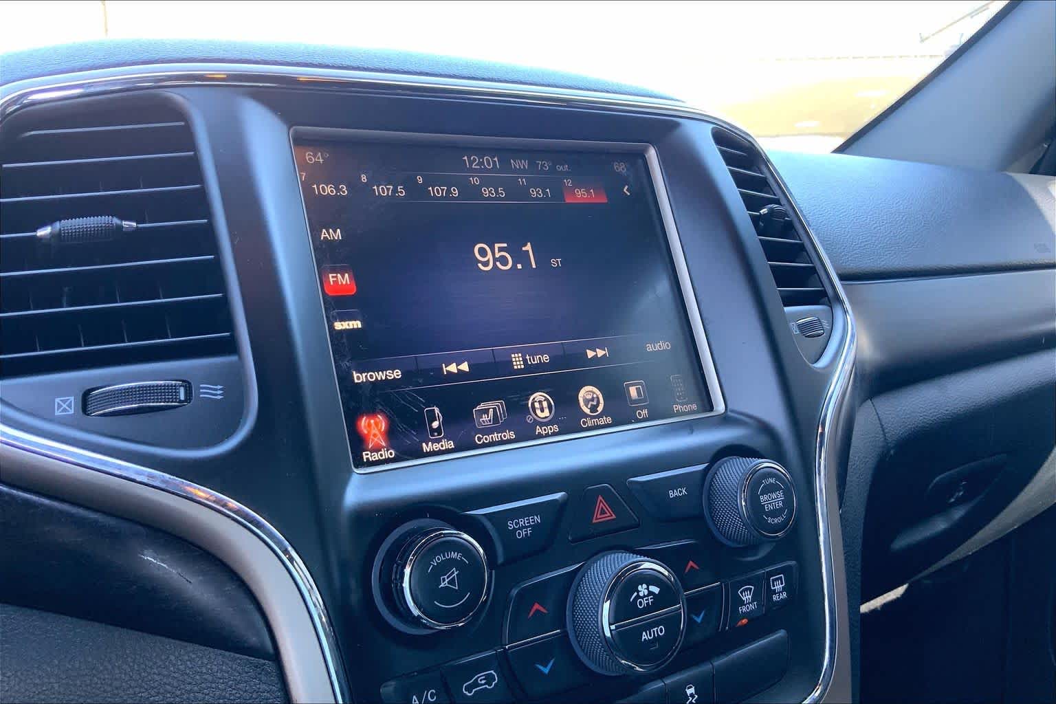 2014 Jeep Grand Cherokee Altitude Granite Crystal Metallic Clearcoat at Mac Haik Ford