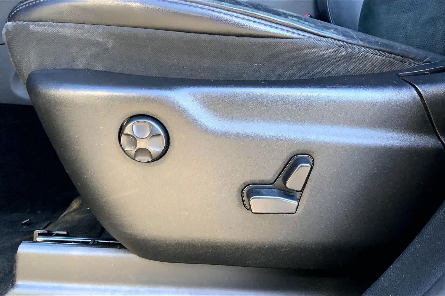 2014 Jeep Grand Cherokee Altitude Granite Crystal Metallic Clearcoat at Mac Haik Ford