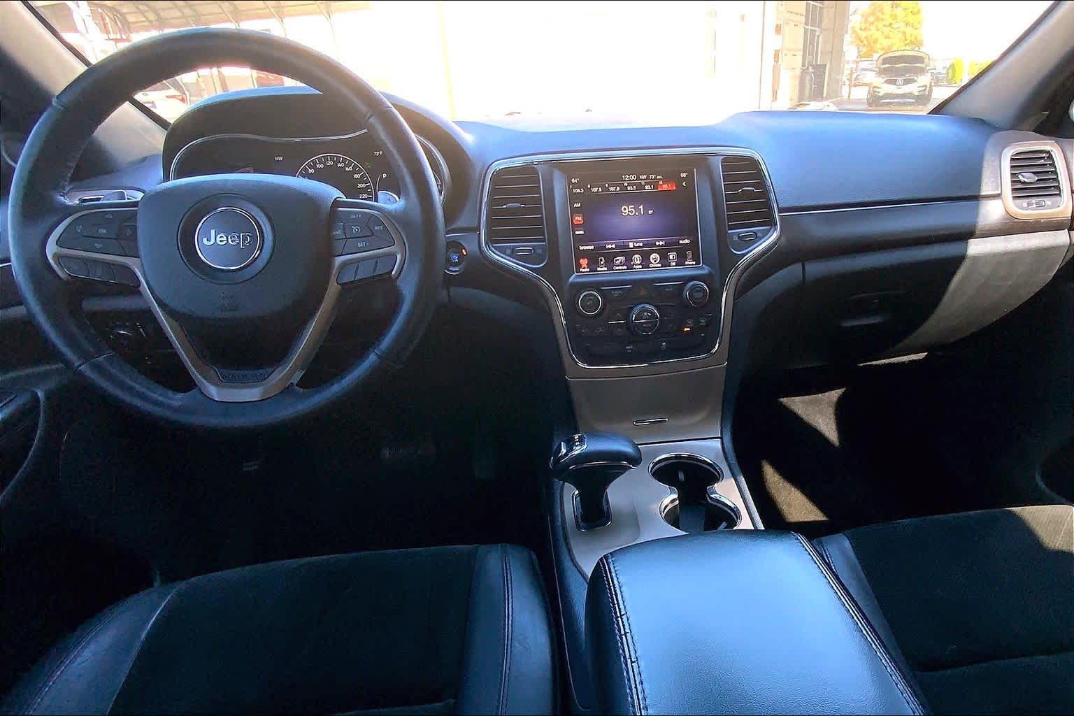 2014 Jeep Grand Cherokee Altitude Granite Crystal Metallic Clearcoat at Mac Haik Ford
