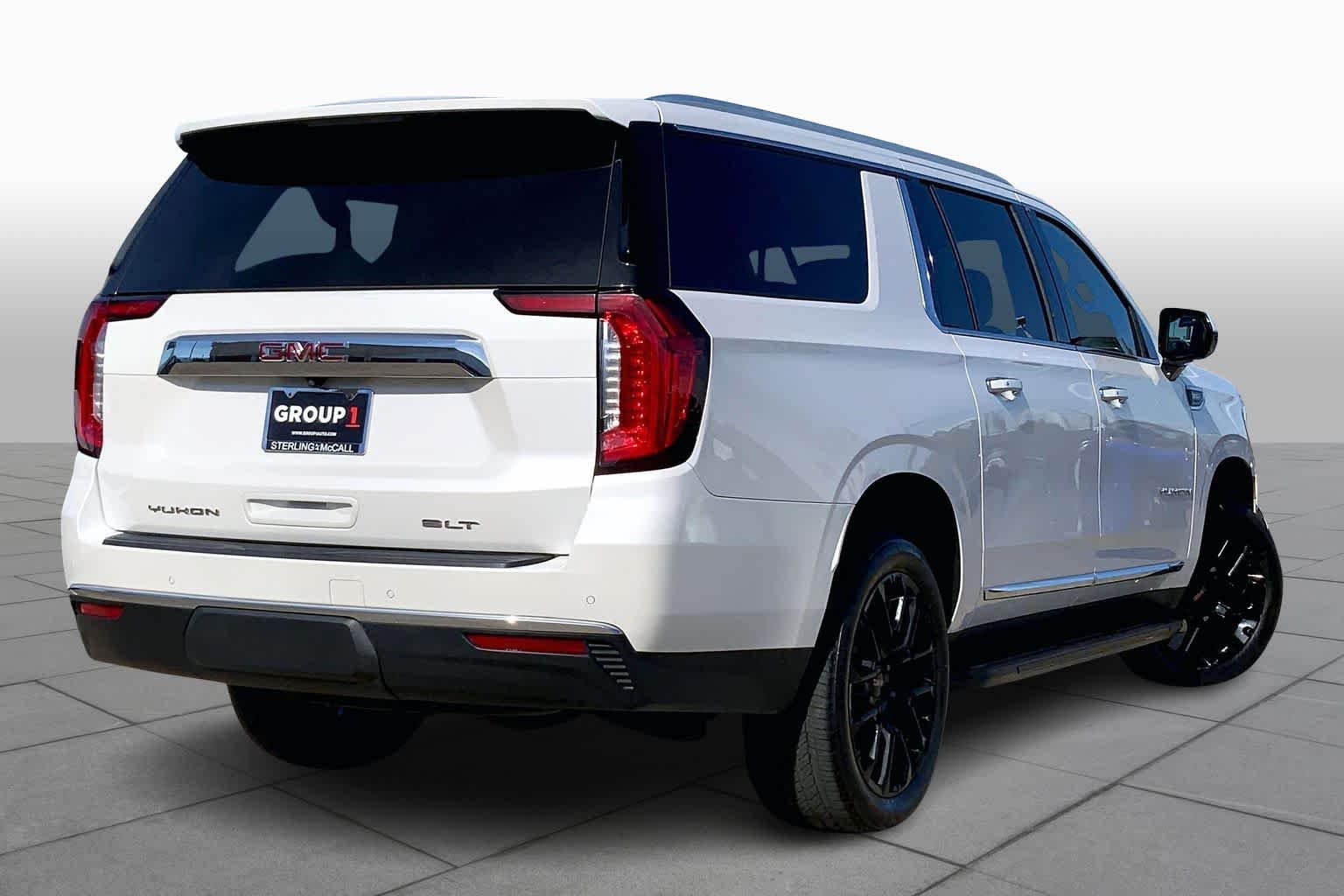 2023 GMC Yukon XL SLT White Frost Tricoat at AutoNation USA Katy