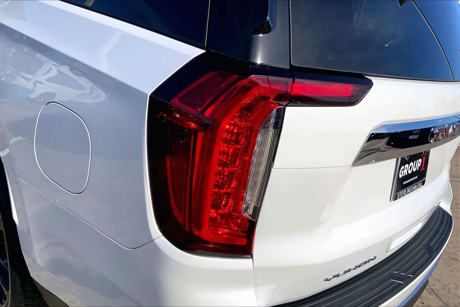 2023 GMC Yukon XL SLT White Frost Tricoat at AutoNation USA Katy