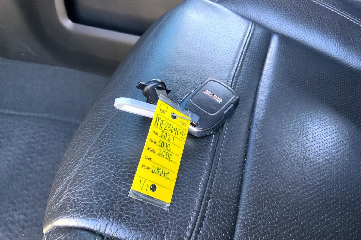 2021 GMC Sierra 2500HD Denali Summit White at Texan GMC Buick