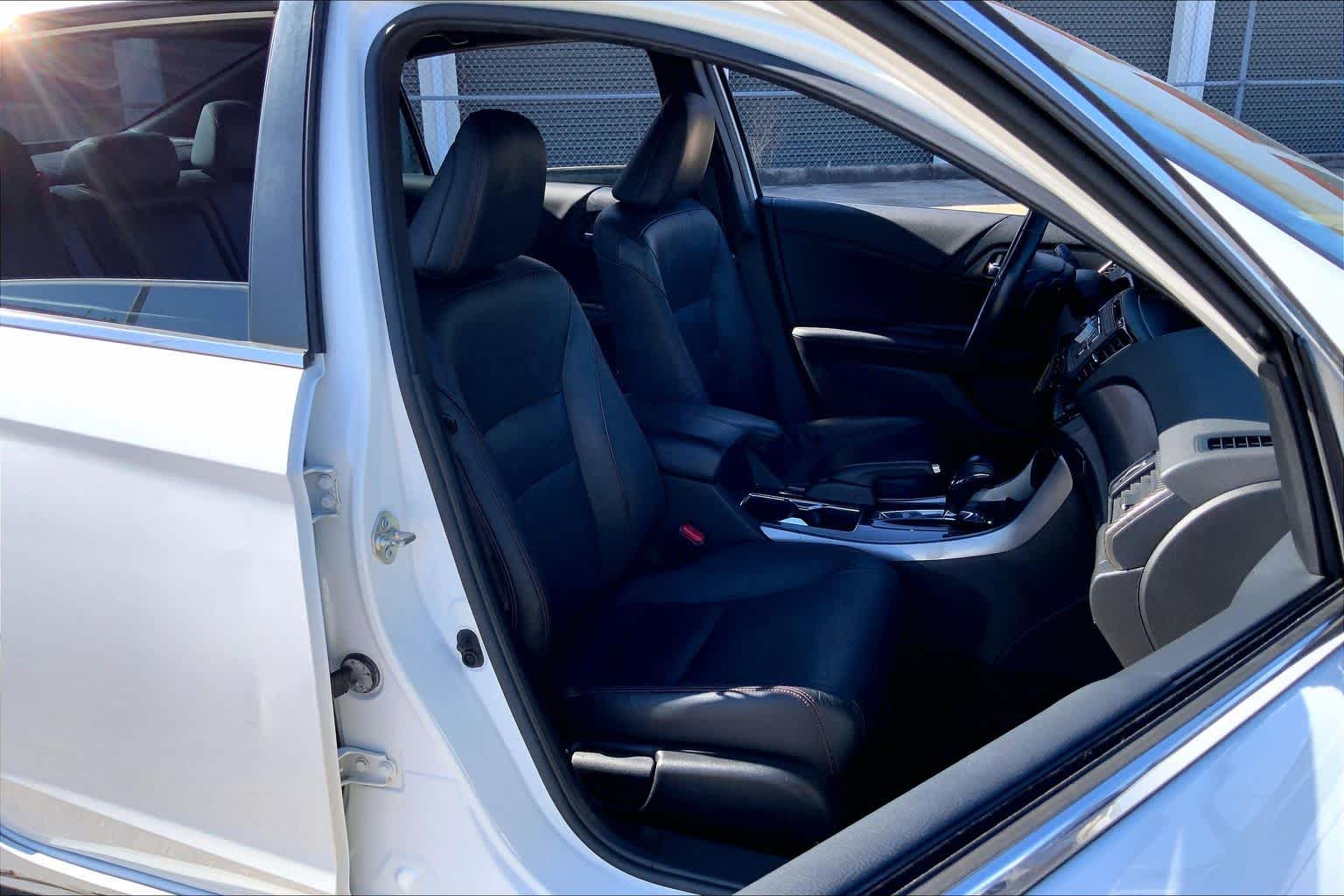 2017 Honda Accord Sport SE White Orchid Pearl at Honda of Clear Lake