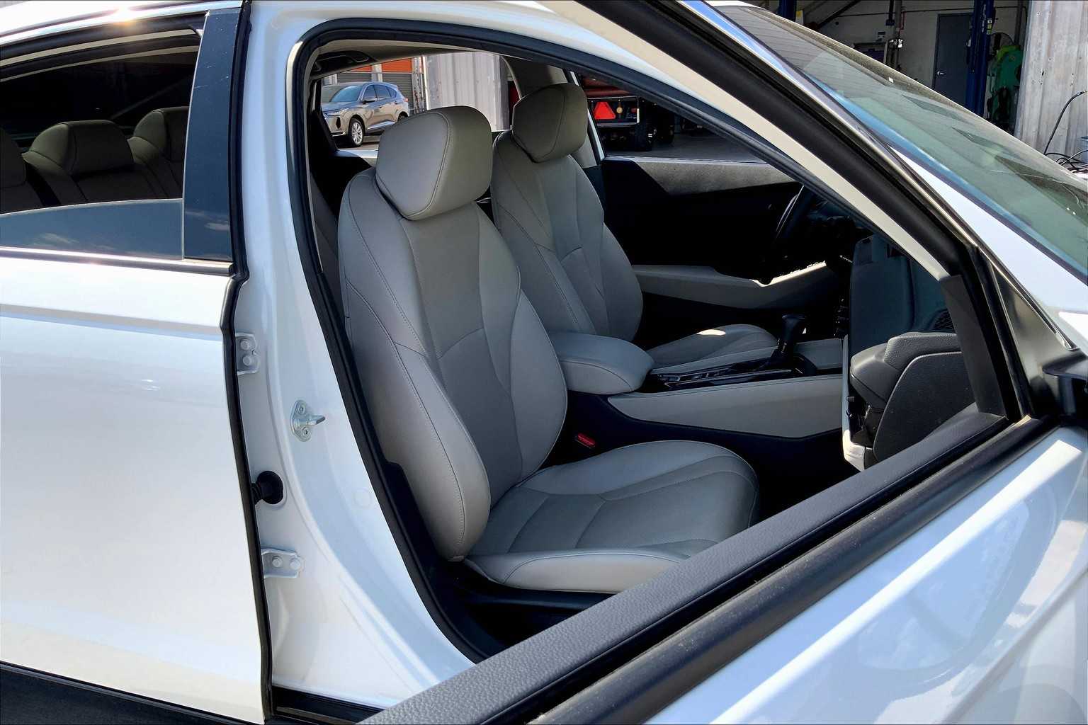 2024 Honda Accord Hybrid EX-L Platinum White Pearl at Sterling McCall Lexus of Clear Lake