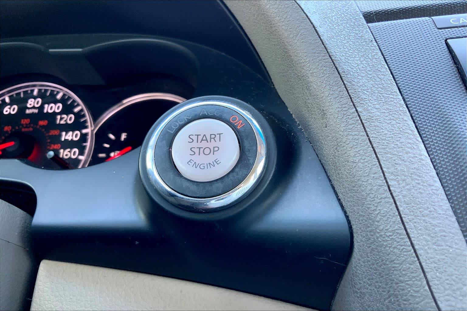 2012 Nissan Altima 3.5 SR Winter Frost Pearl at AutoNation USA Houston