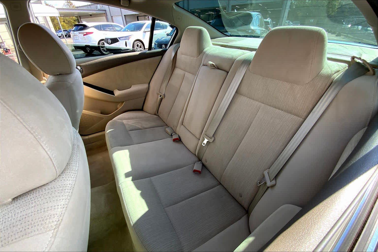 2012 Nissan Altima 3.5 SR Winter Frost Pearl at AutoNation USA Houston