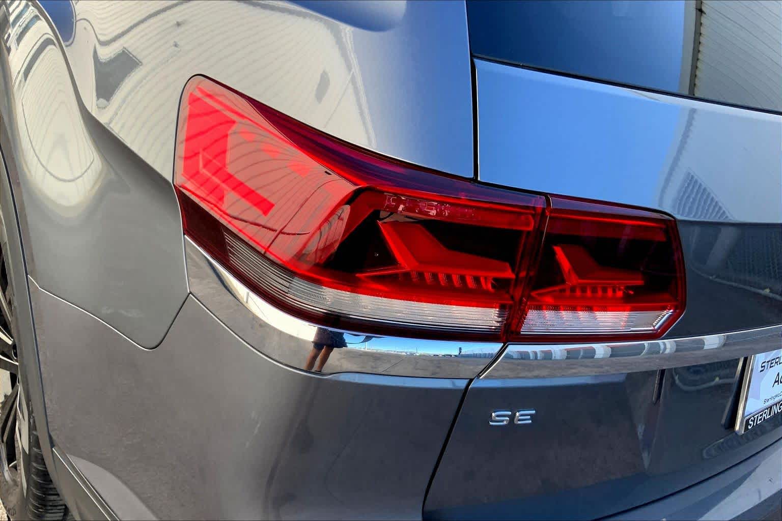 2022 Volkswagen Atlas 2.0T SE w/Technology Platinum Gray Metallic at Texan GMC Buick