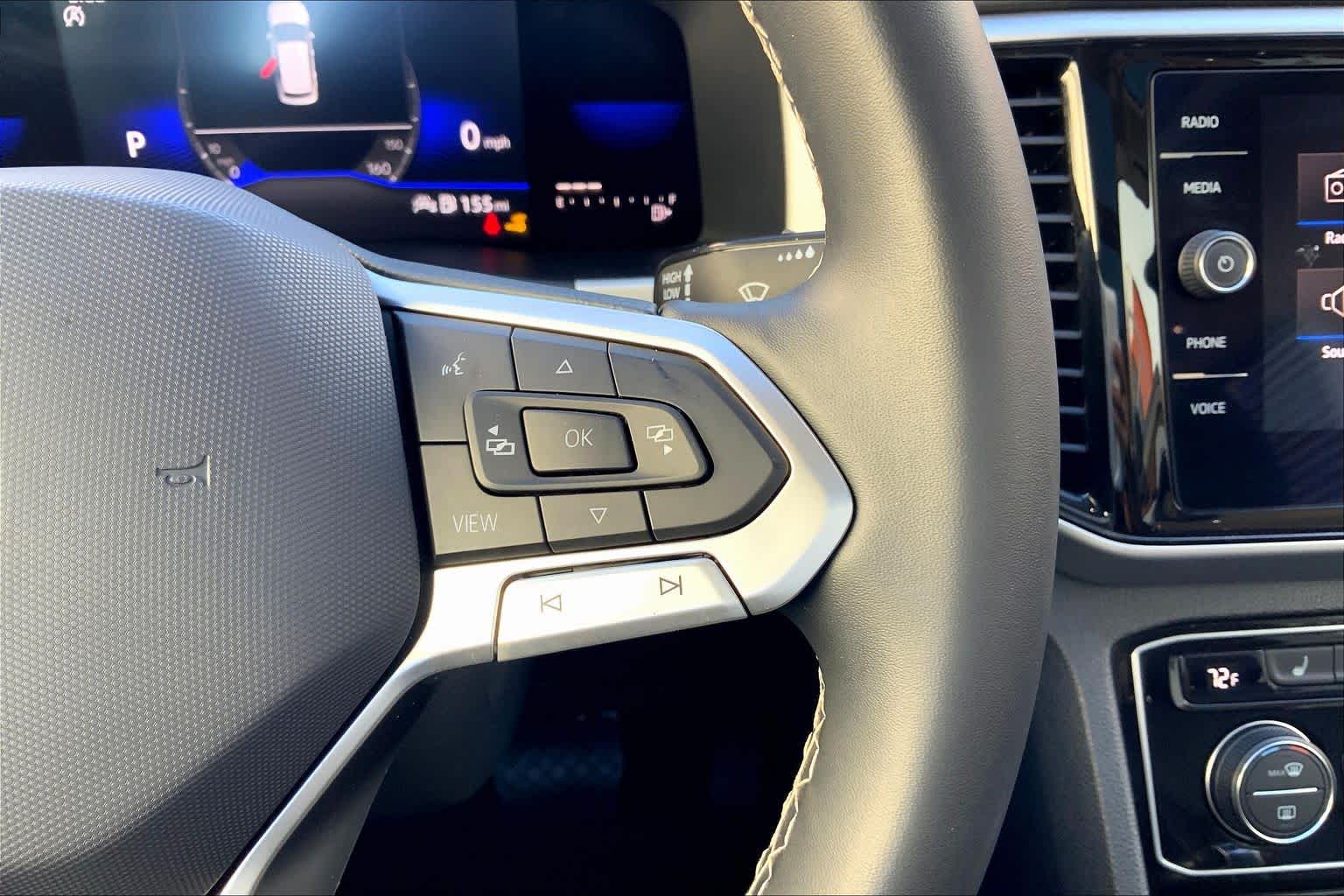 2022 Volkswagen Atlas 2.0T SE w/Technology Platinum Gray Metallic at Texan GMC Buick