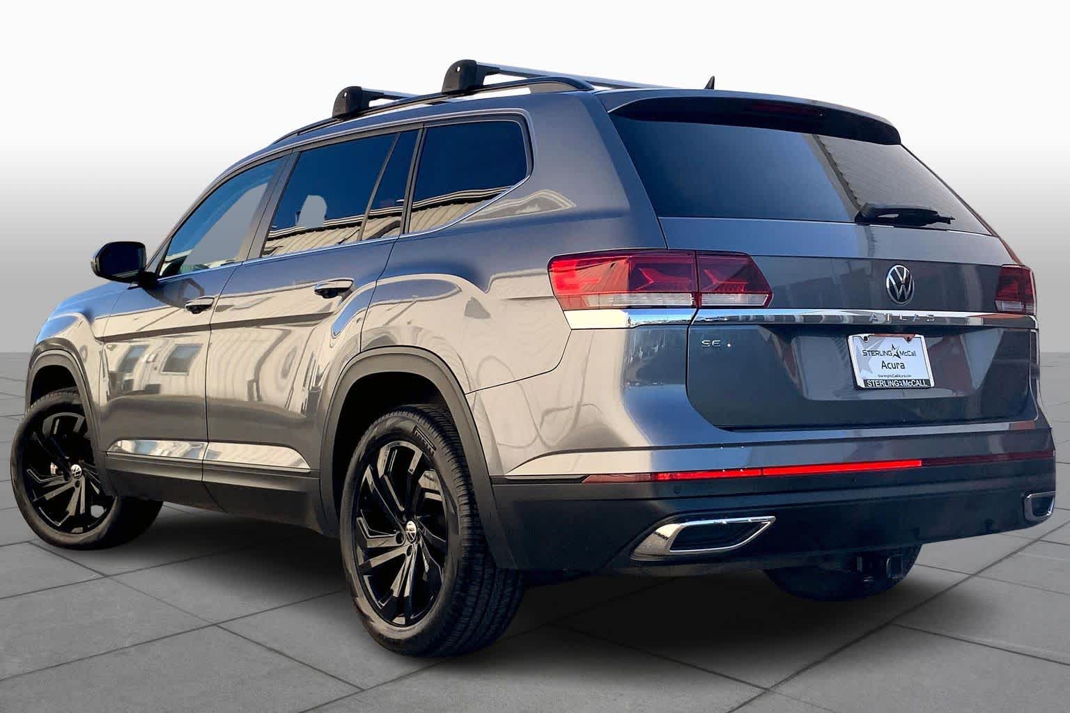 2022 Volkswagen Atlas 2.0T SE w/Technology Platinum Gray Metallic at Texan GMC Buick