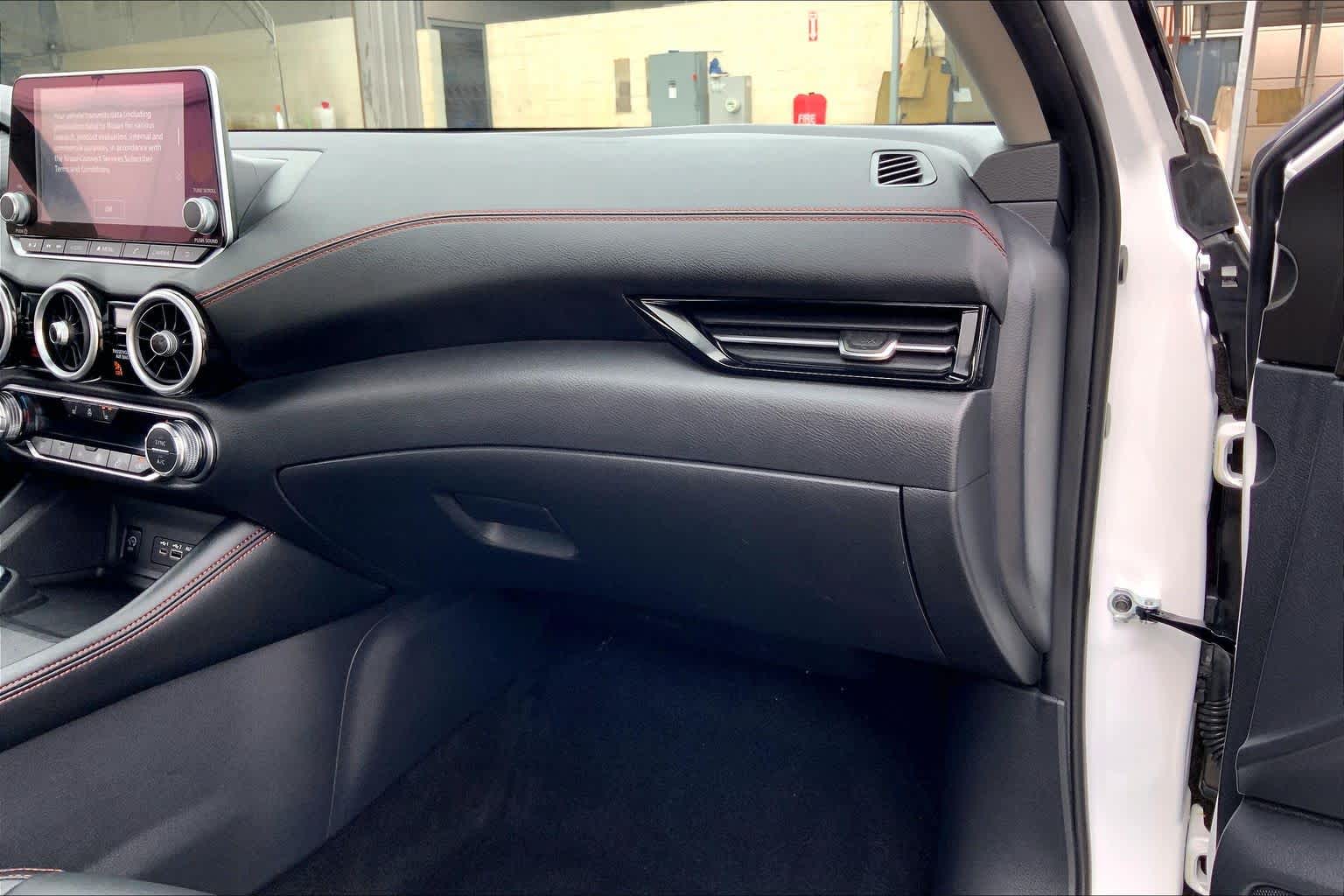 2024 Nissan Sentra SR Aspen White Tricoat/Super Black at Sterling McCall Acura