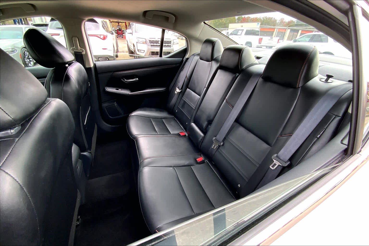 2024 Nissan Sentra SR Aspen White Tricoat/Super Black at Sterling McCall Acura