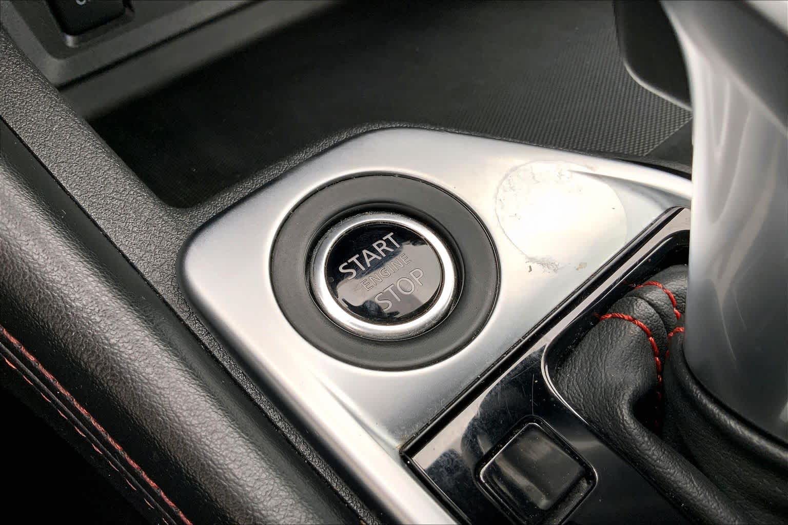 2024 Nissan Sentra SR Aspen White Tricoat/Super Black at Sterling McCall Acura