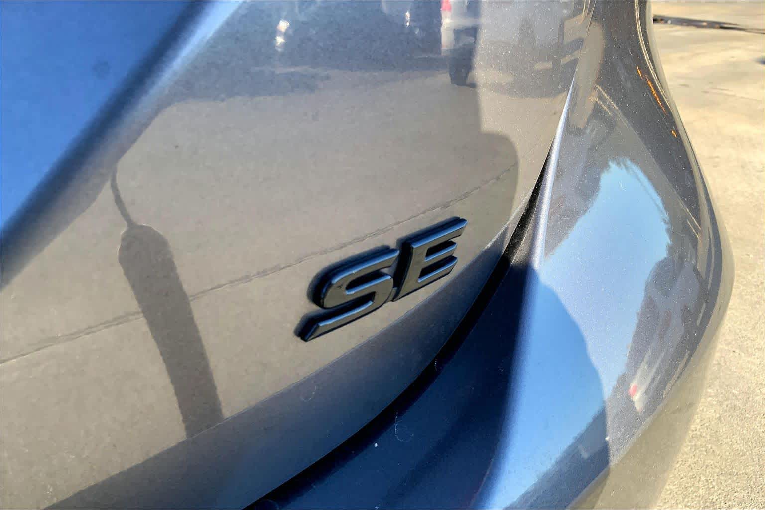 2022 Toyota Camry SE Predawn Gray Mica at Ron Craft Chevrolet Cadillac