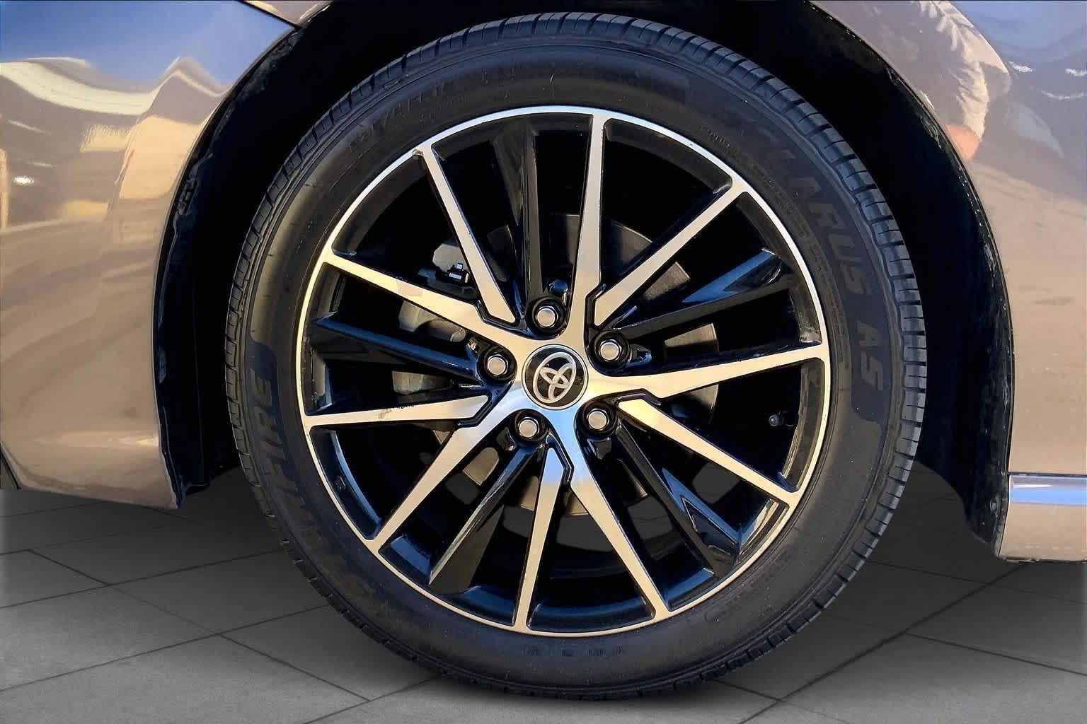 2022 Toyota Camry SE Predawn Gray Mica at Ron Craft Chevrolet Cadillac