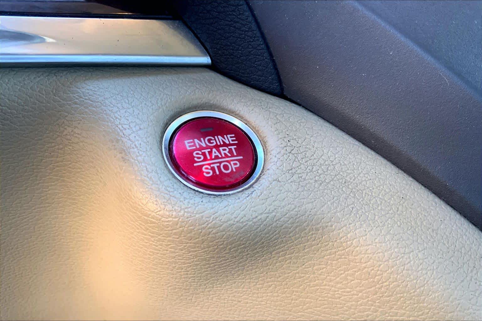 2014 Acura MDX Tech Pkg White Diamond Pearl at AutoNation USA Houston