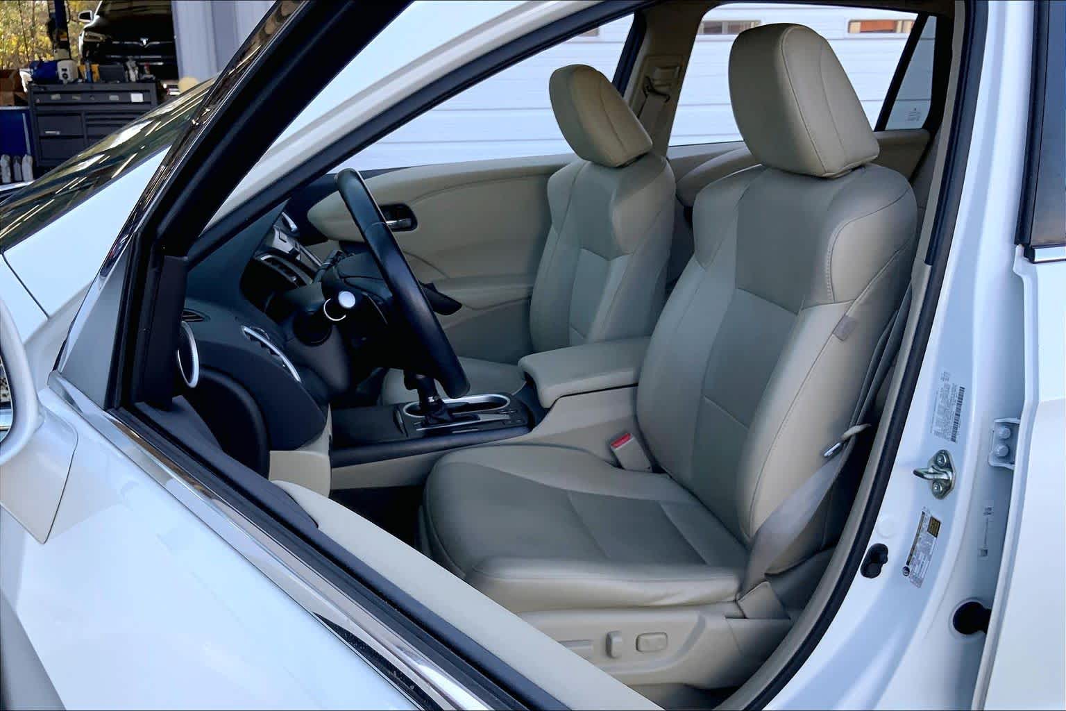 2018 Acura RDX w/Advance Pkg White Diamond Pearl at Sterling McCall Acura