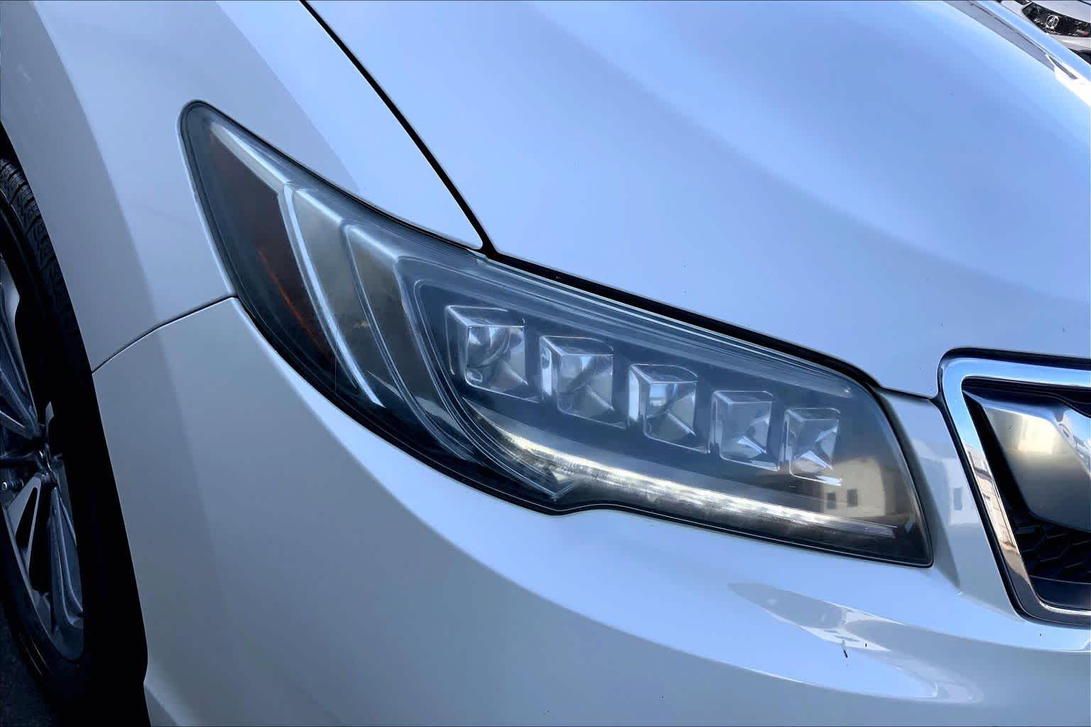 2018 Acura RDX w/Advance Pkg White Diamond Pearl at Sterling McCall Acura