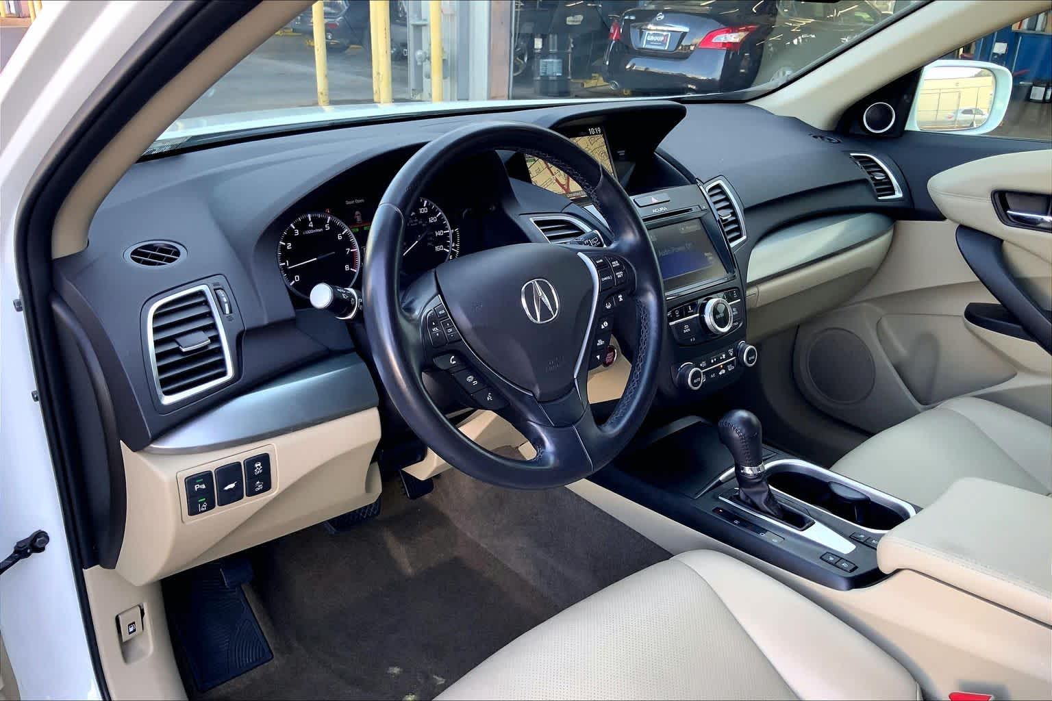 2018 Acura RDX w/Advance Pkg White Diamond Pearl at Sterling McCall Acura