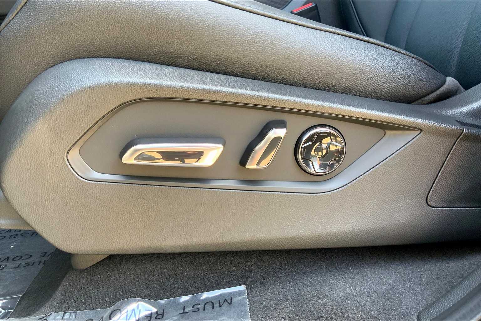 2026 Acura MDX  GR/GR at Sterling McCall Acura