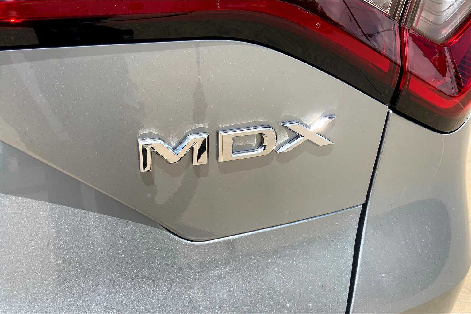 2026 Acura MDX w/Technology Package Solar Silver Metallic at Sterling McCall Acura