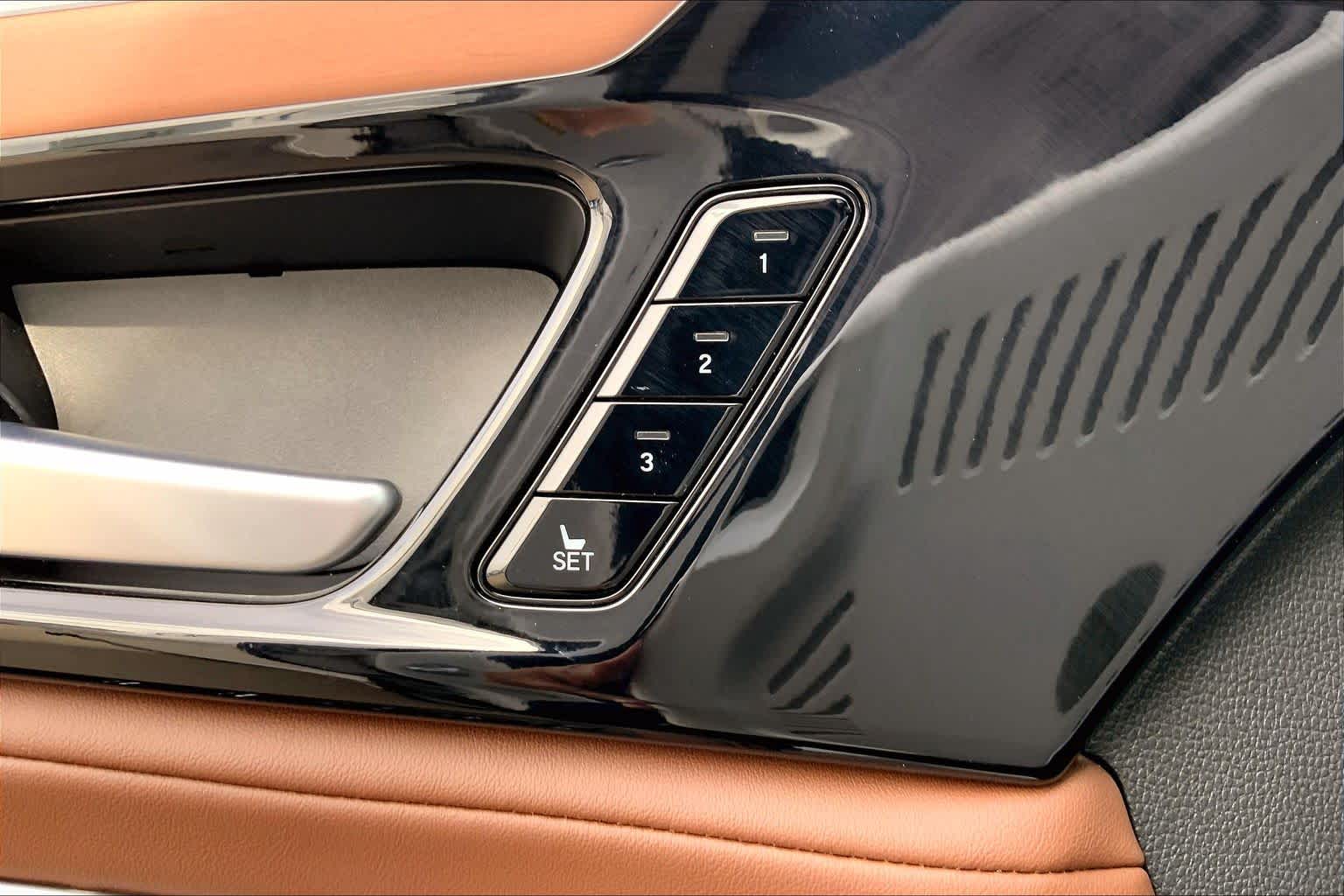 2025 Acura MDX w/Technology Package Platinum White Pearl at Sterling McCall Acura