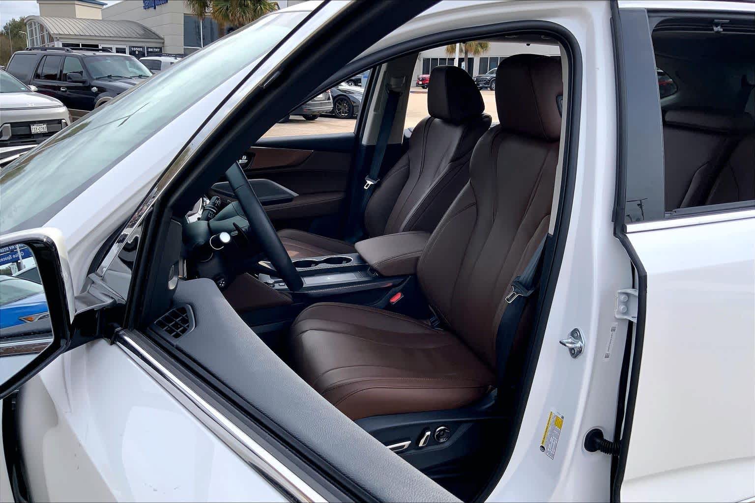 2025 Acura MDX w/Technology Package Platinum White Pearl at Sterling McCall Acura