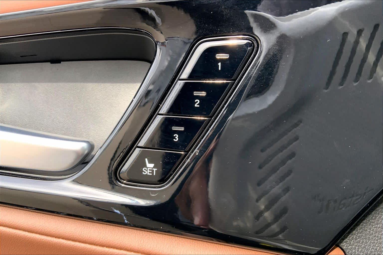 2025 Acura MDX w/Technology Package Majestic Black Pearl at Sterling McCall Acura