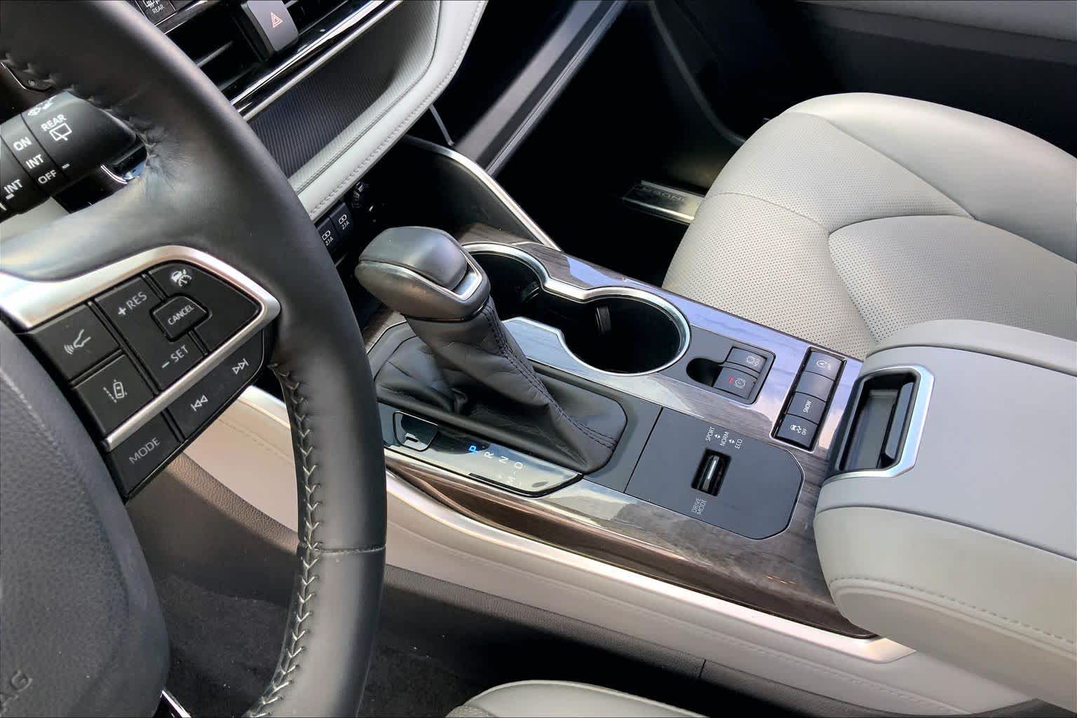 2020 Toyota Highlander Limited Blueprint at Lone Star Chevrolet