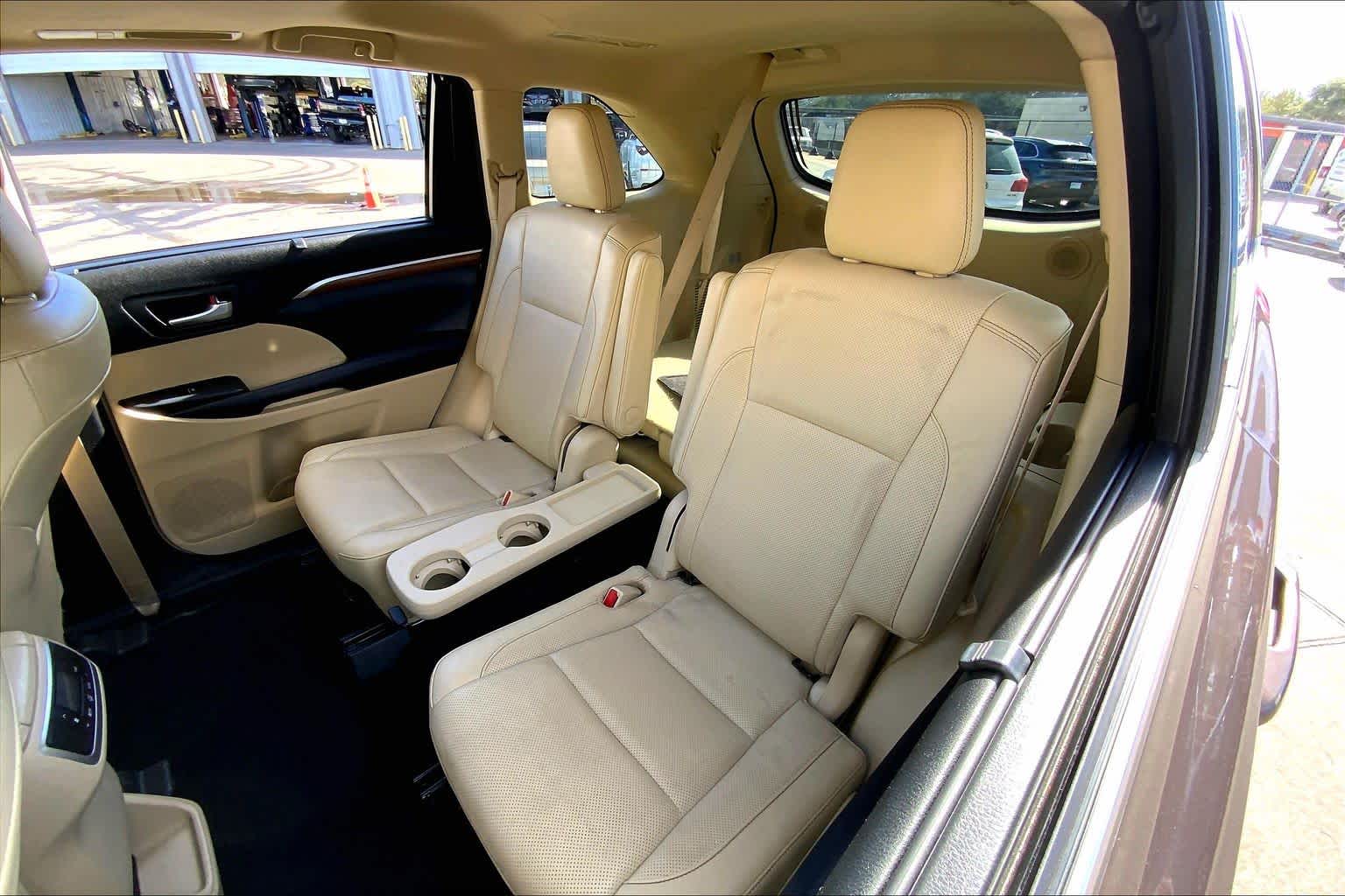 2017 Toyota Highlander Limited Toasted Walnut Pearl at Honda of Clear Lake