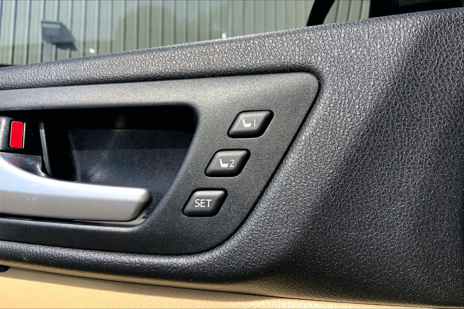 2017 Toyota Highlander Limited Toasted Walnut Pearl at Honda of Clear Lake