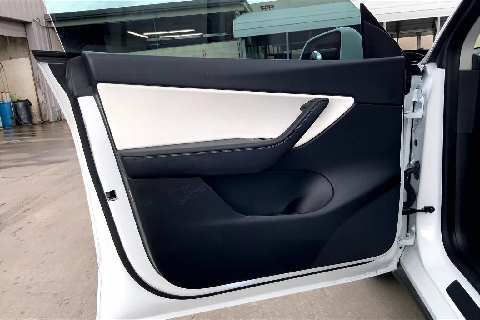 2022 Tesla Model Y Performance Pearl White Multi-Coat at AutoNation Ford Gulf Fwy