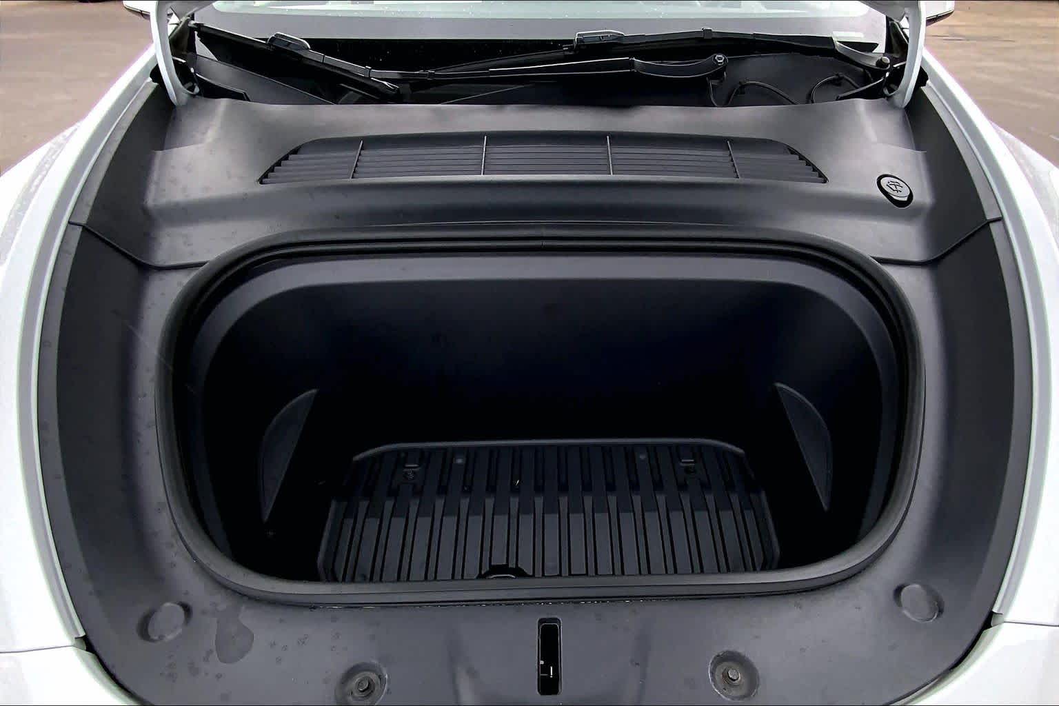 2022 Tesla Model Y Performance Pearl White Multi-Coat at AutoNation Ford Gulf Fwy