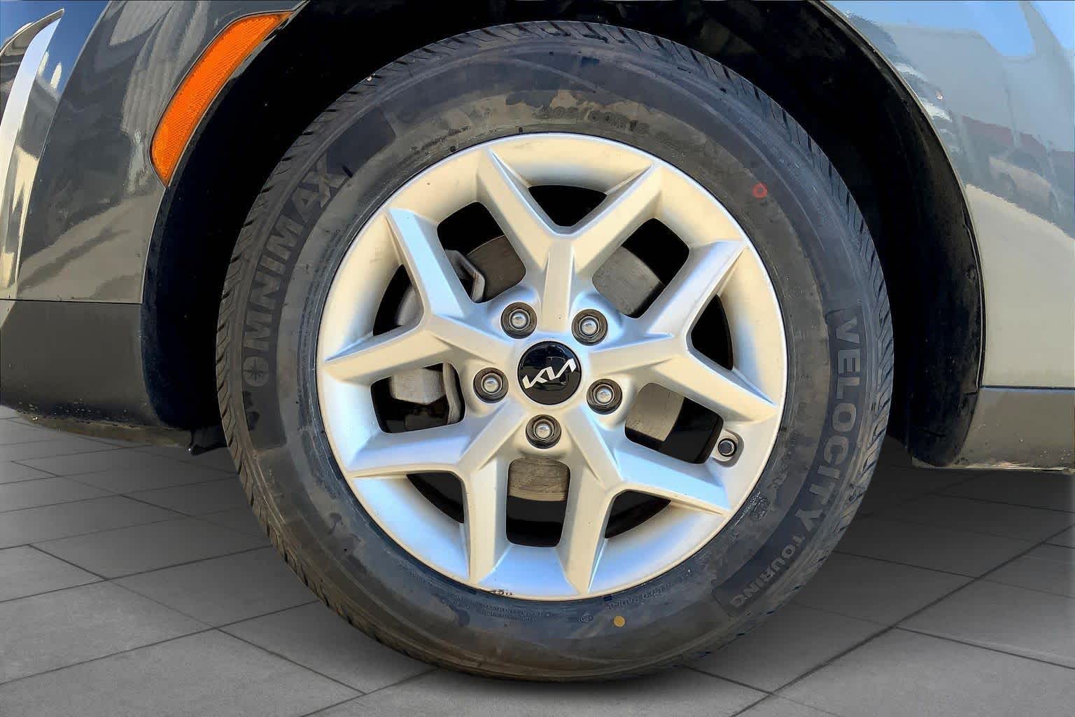 2024 Kia Soul LX - 8